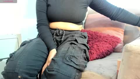 Veronica Gills online show from 03/11/25, 05:57