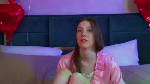 Veronica online show from 02/14/26, 07:16