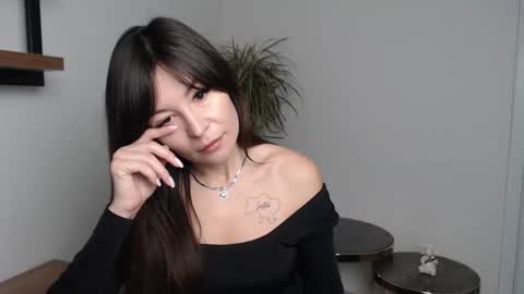 veronik_shy online show from 12/02/25, 07:25