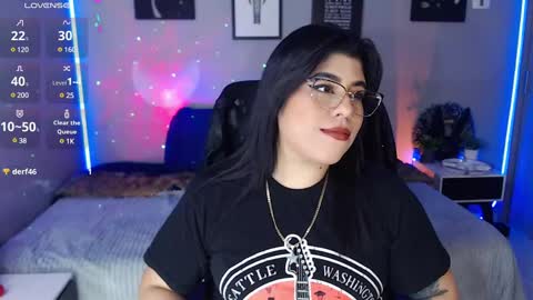 Miss Veronika online show from 12/29/24, 11:18