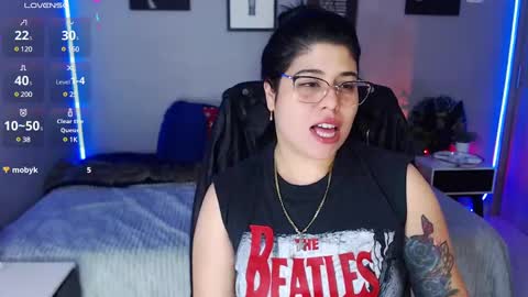 Miss Veronika online show from 01/02/25, 02:43