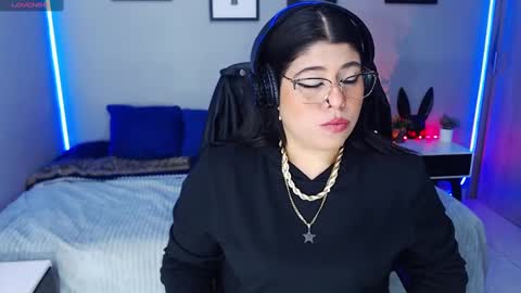 Miss Veronika online show from 01/16/25, 12:42