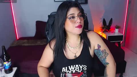 Miss Veronika online show from 01/25/25, 12:48