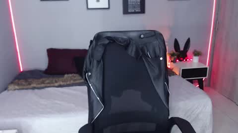 Miss Veronika online show from 02/01/25, 04:00