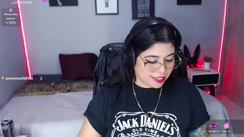 Miss Veronika online show from 02/11/25, 01:09