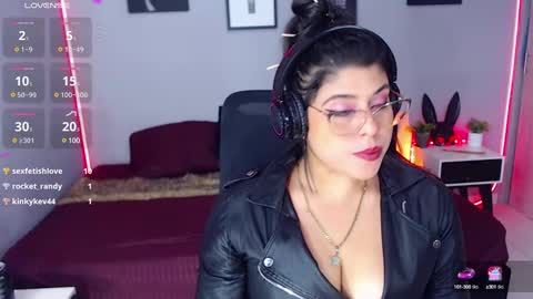 Miss Veronika online show from 02/17/25, 01:32