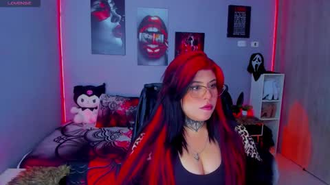 Miss Veronika online show from 12/04/25, 04:05