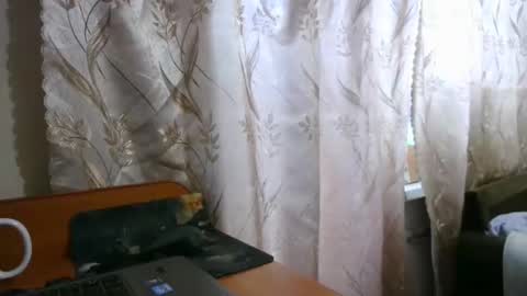 Snapshot of veronika_xi chatting on 09/24/25, 08:39 veronika_xi online show from 09/24/25, 08:39