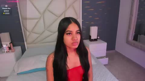 Snapshot of verosikaa chatting on 07/12/26, 11:23 Vero - Your Girl online show from 07/12/26, 11:23