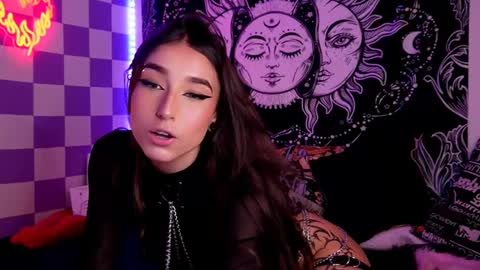        online show from 03/03/25, 09:05