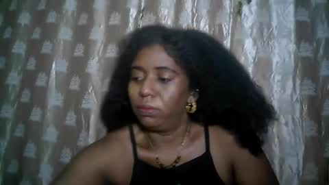Snapshot of verronique1511 chatting on 05/11/26, 03:12 verronique1511 online show from 05/11/26, 03:12