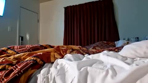 vers online show from 11/03/25, 11:00