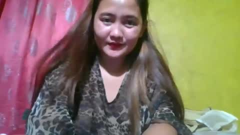 Snapshot of versatile_hottie_asian chatting on 07/28/26, 07:04 versatile_hottie_asian online show from 07/28/26, 07:04