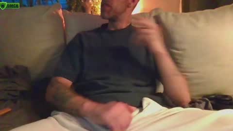 Snapshot of versatilexswede chatting on 07/01/26, 01:07 John online show from 07/01/26, 01:07