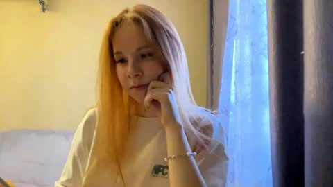 Snapshot of vertiegartrell chatting on 06/05/26, 12:11 Lina online show from 06/05/26, 12:11