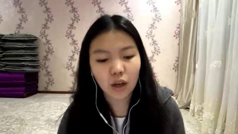 Adele online show from 02/04/26, 06:47