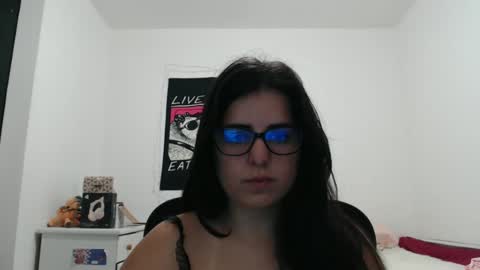 Snapshot of veruca99 chatting on 11/08/25, 12:55 veruca99 online show from 11/08/25, 12:55