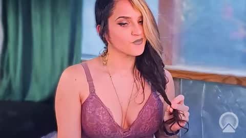 Snapshot of verucasal chatting on 01/12/26, 10:04 Mistress VeraSal online show from 01/12/26, 10:04