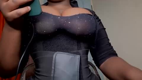 verygoodbadgirl_ebony online show from 03/28/26, 05:51