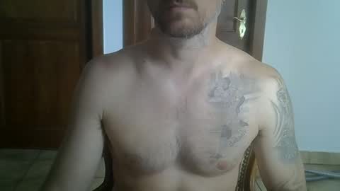 Snapshot of veryhotpervert chatting on 05/08/26, 11:37 veryhotpervert online show from 05/08/26, 11:37