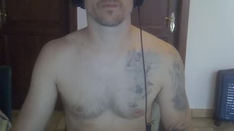 Snapshot of veryhotpervert chatting on 05/26/26, 07:15 veryhotpervert online show from 05/26/26, 07:15