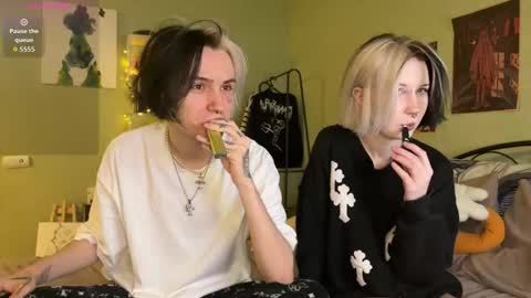 veryraretwins online show from 11/13/25, 11:47