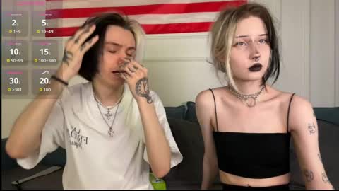 Snapshot of veryraretwins chatting on 04/16/26, 03:13 veryraretwins online show from 04/16/26, 03:13