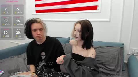 Snapshot of veryraretwins chatting on 05/24/26, 10:59 veryraretwins online show from 05/24/26, 10:59