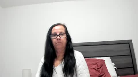 verysassypeachgoddess online show from 11/24/25, 12:05