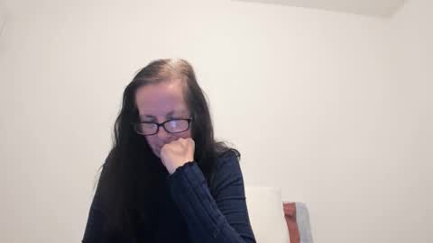 verysassypeachgoddess online show from 02/10/26, 11:47