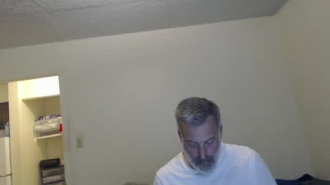 hairy man online show from 12/15/24, 01:13