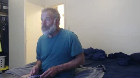 hairy man online show from 02/24/25, 01:02