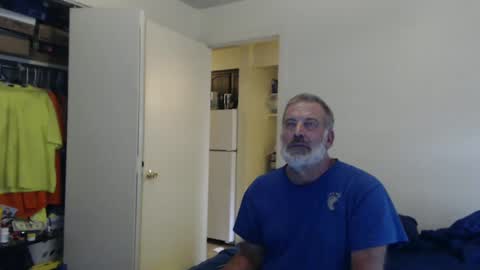 hairy man online show from 09/12/25, 12:00