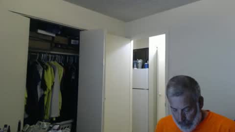 hairy man online show from 02/01/26, 12:53