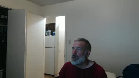 hairy man online show from 02/05/26, 01:21