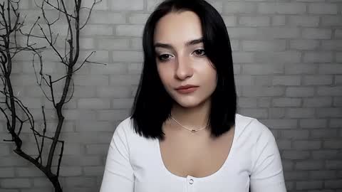 Ana online show from 01/13/25, 04:19