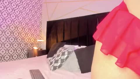 Sthefanny online show from 11/26/25, 12:06