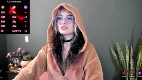 natalia gomez online show from 04/21/26, 05:39