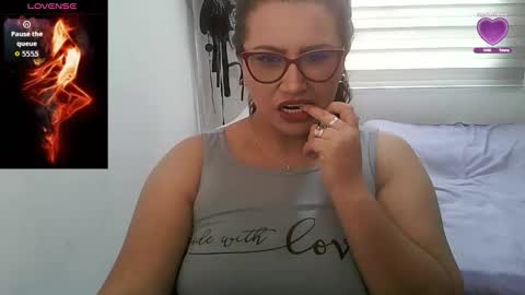 Vesper Vixen online show from 09/19/25, 02:07