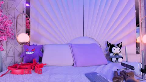 Vesper Velvet  online show from 04/21/26, 05:03