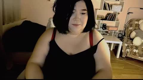 Snapshot of vi__vixen chatting on 02/18/25, 02:16 Vi Vixen online show from 02/18/25, 02:16