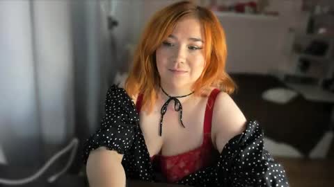 Snapshot of vi__vixen chatting on 05/29/26, 02:26 Vi Vixen online show from 05/29/26, 02:26