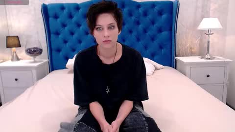 Via online show from 10/01/25, 08:26