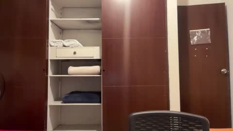 papichulo y mamichula online show from 04/06/26, 11:27