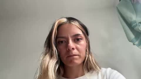 papichulo y mamichula online show from 04/15/26, 06:37