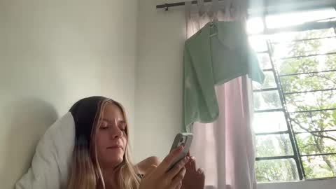 papichulo y mamichula online show from 04/18/26, 08:53