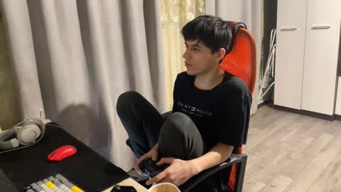 vialeras online show from 02/06/26, 04:43