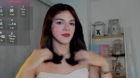 Snapshot of viamiel chatting on 07/30/26, 02:54 Viamel online show from 07/30/26, 02:54