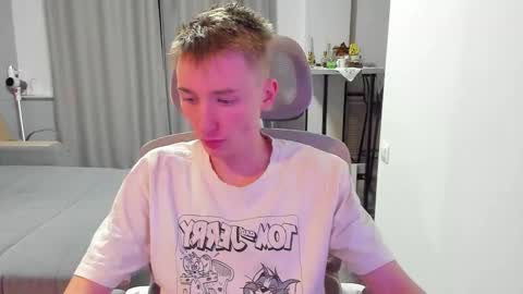 vibemygirl online show from 12/21/25, 11:17