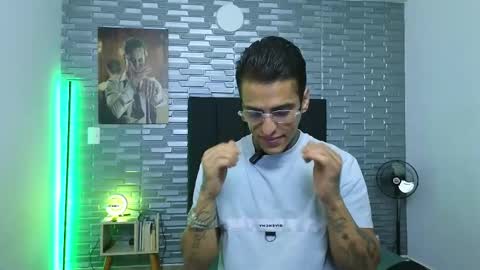 Victor cardenas online show from 02/09/25, 05:08